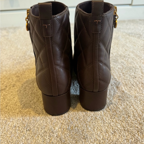 Tory Burch brown booties - Picture 4 of 6